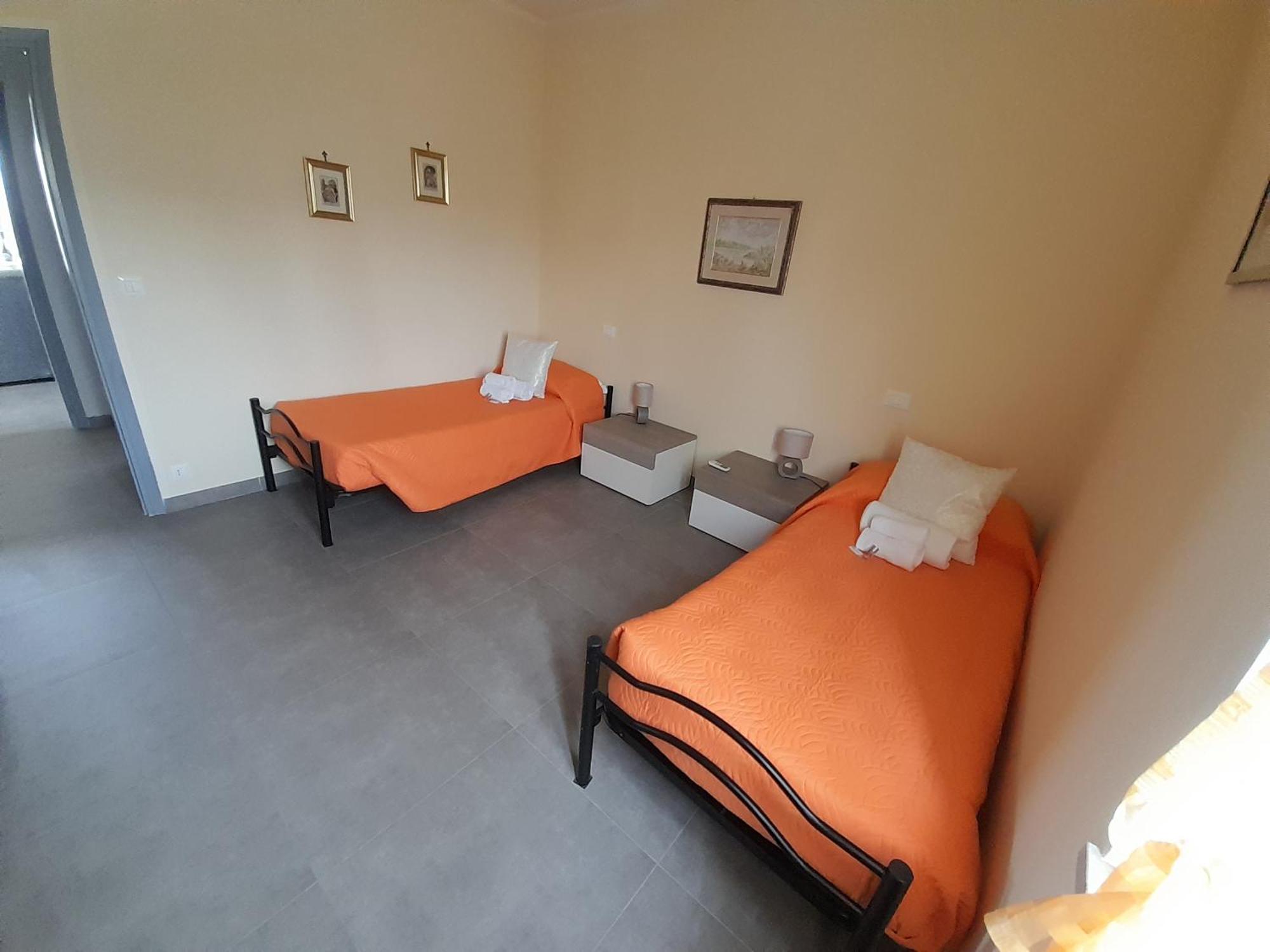 Villa La Magnolia - Private Beach Access, Garden, Views Lazise Phòng bức ảnh